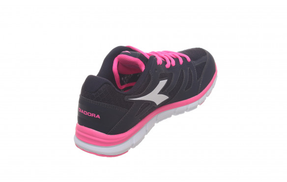 DIADORA HAWK 4_MOBILE-PIC3