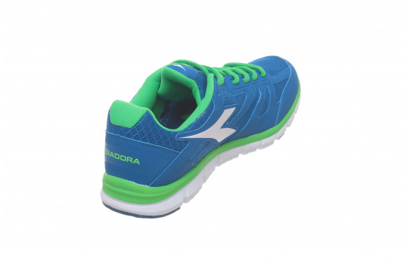 DIADORA HAWK 4_MOBILE-PIC3