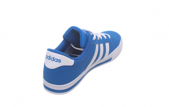 Adidas daily team outlet hombre